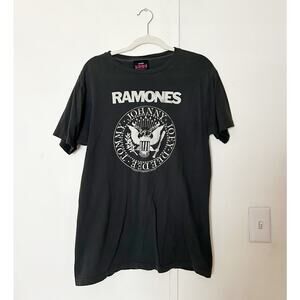 Ramones Band Tee